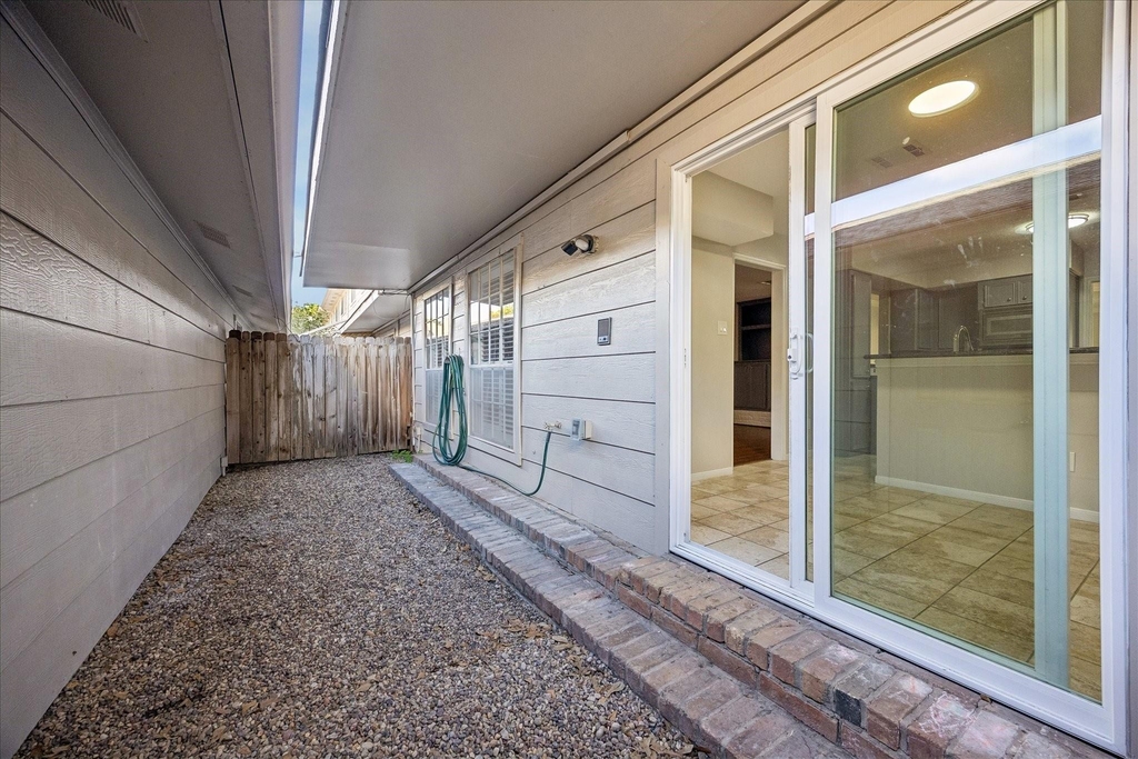 727 Bunker Hill Road - Photo 7