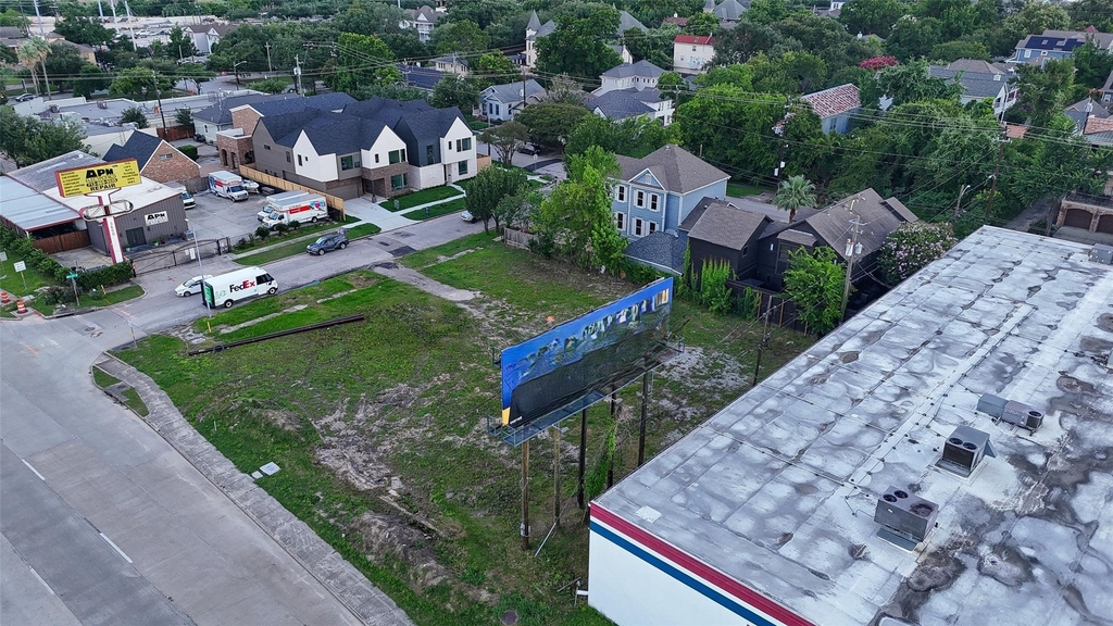 330 Harvard Street - Photo 4