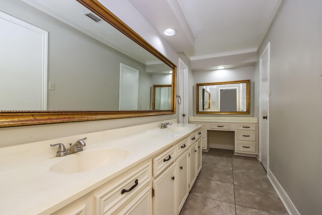 461 Stephen F Austin Drive - Photo 12