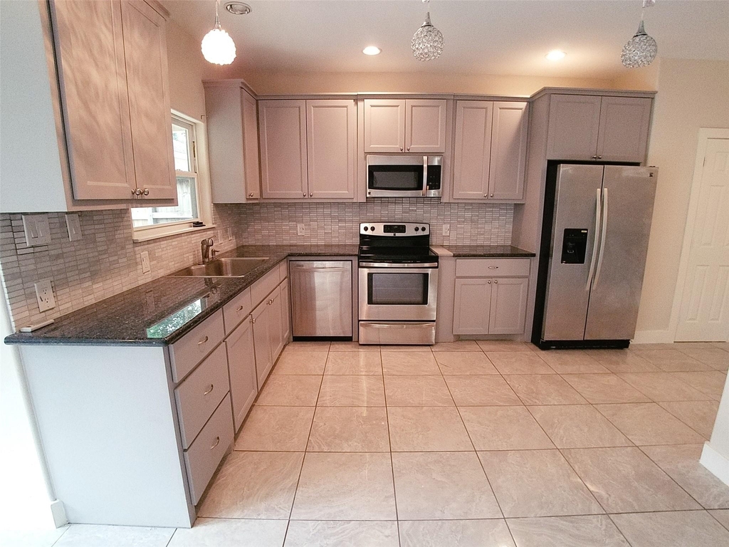 7211 Wind Dale Street - Photo 7