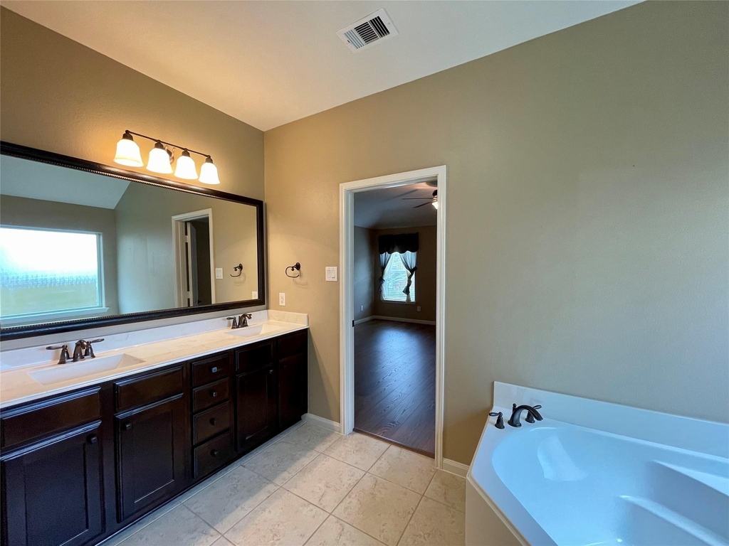 2035 Borthwick Lane - Photo 28