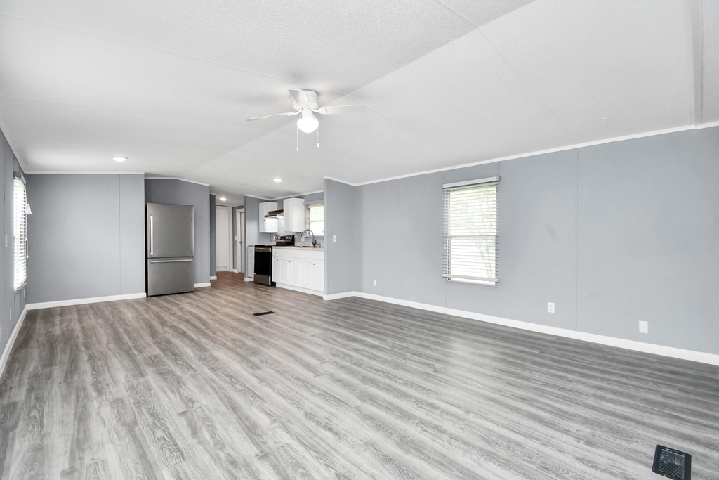 2710 Wilson Road - Photo 2