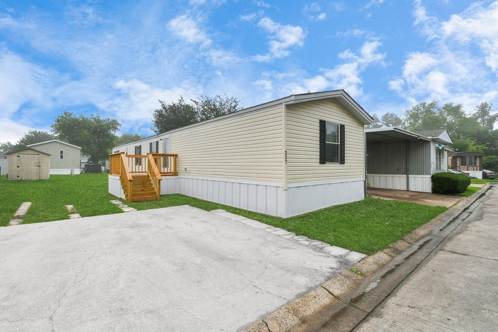 2710 Wilson Road - Photo 1
