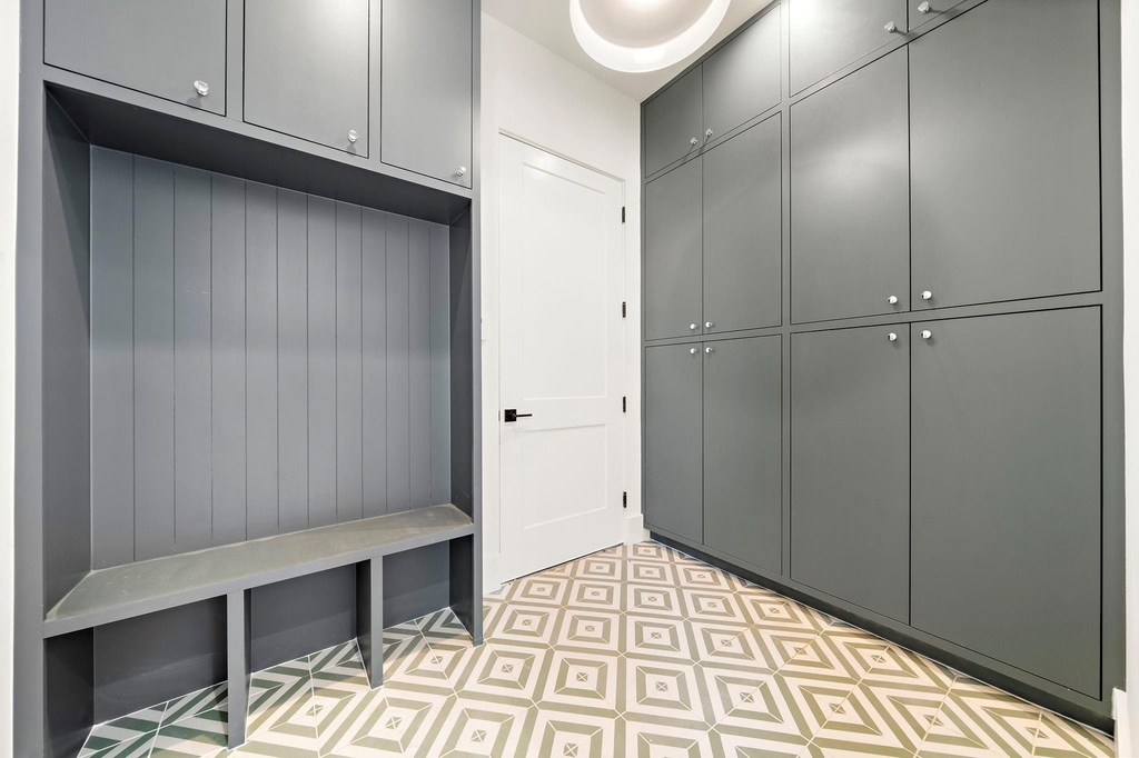 408 Pecore Street - Photo 26