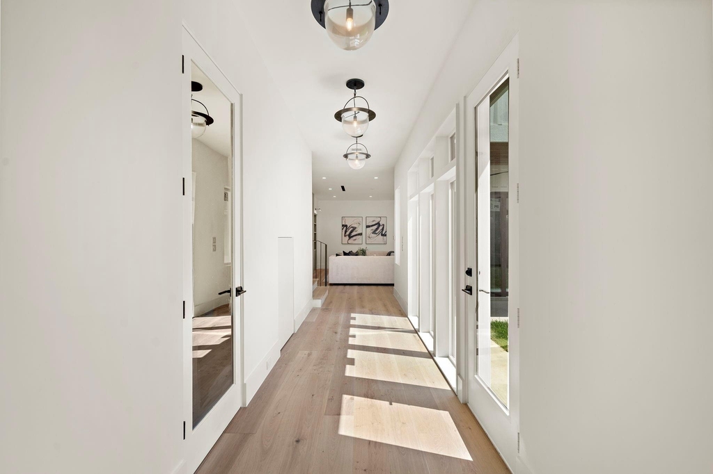 408 Pecore Street - Photo 15