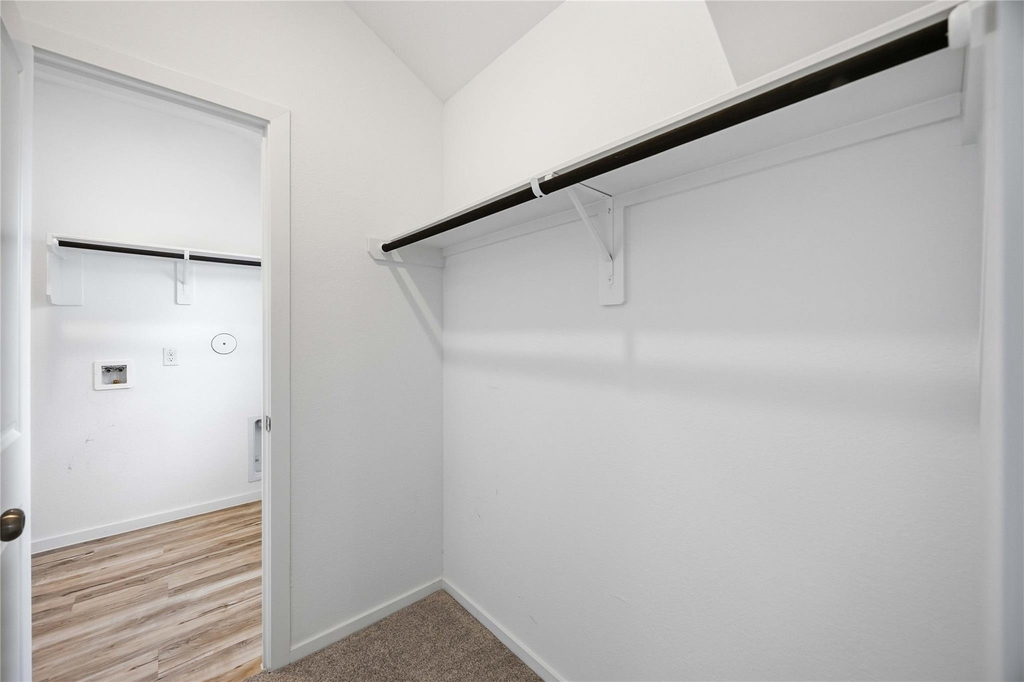 4907 Gentle Creek Court - Photo 27