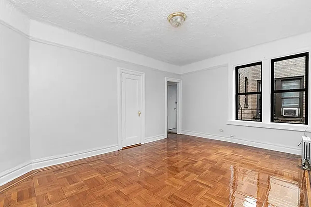 35 Thayer Street - Photo 3