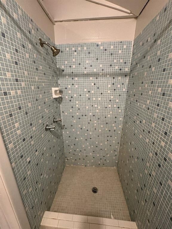 10731 Premier Avenue - Photo 15