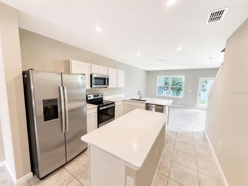 2008 Edison Pointe Boulevard - Photo 2
