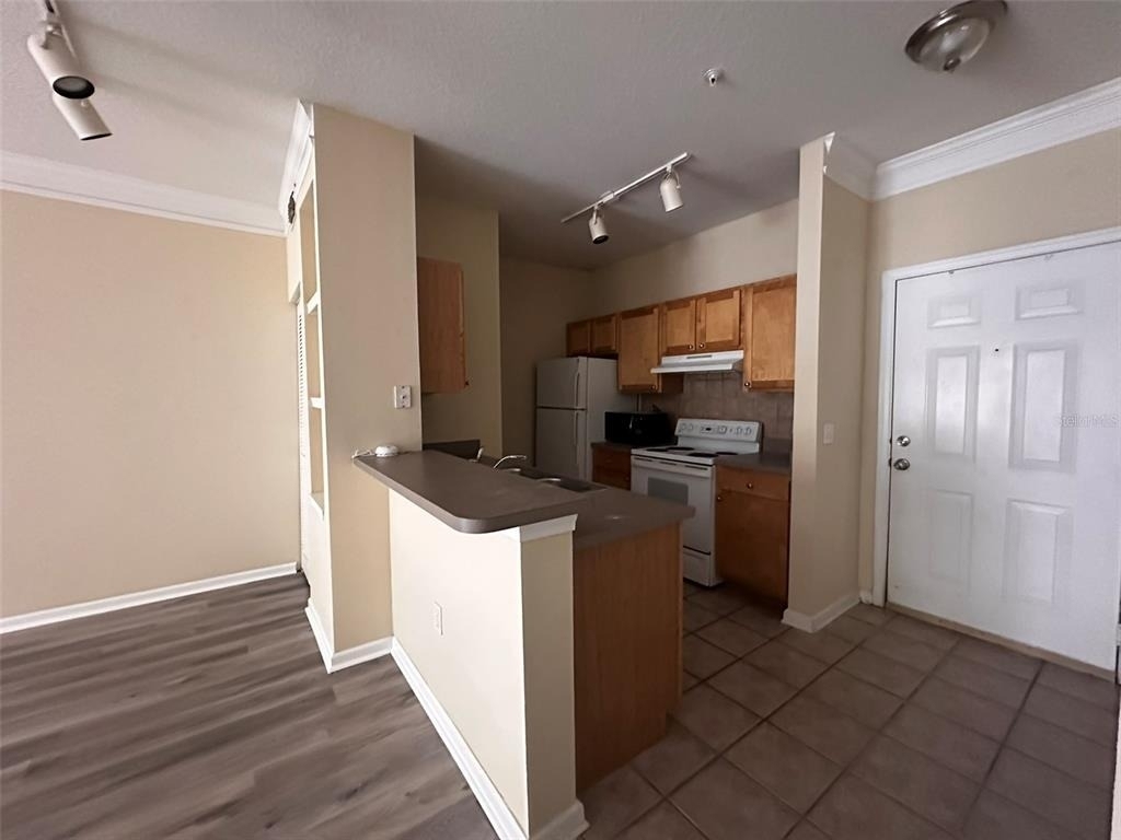 4207 S Dale Mabry Highway - Photo 2
