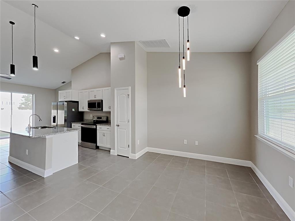 309 Fern Court - Photo 2