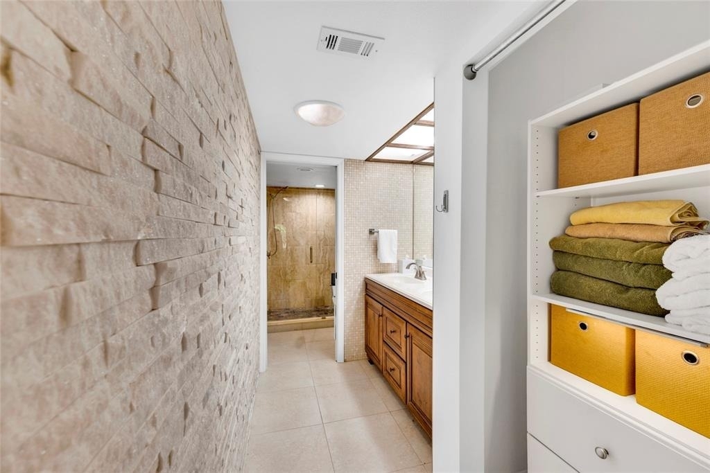 1900 Whispering Way - Photo 25