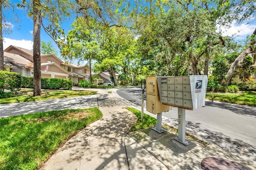 1900 Whispering Way - Photo 3