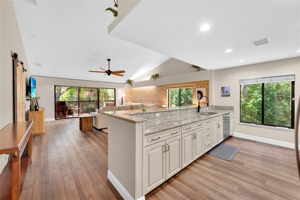 1900 Whispering Way - Photo 16