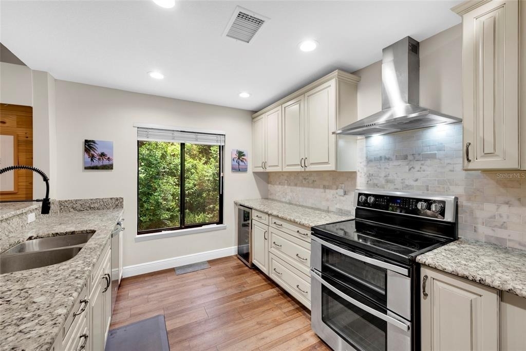 1900 Whispering Way - Photo 13