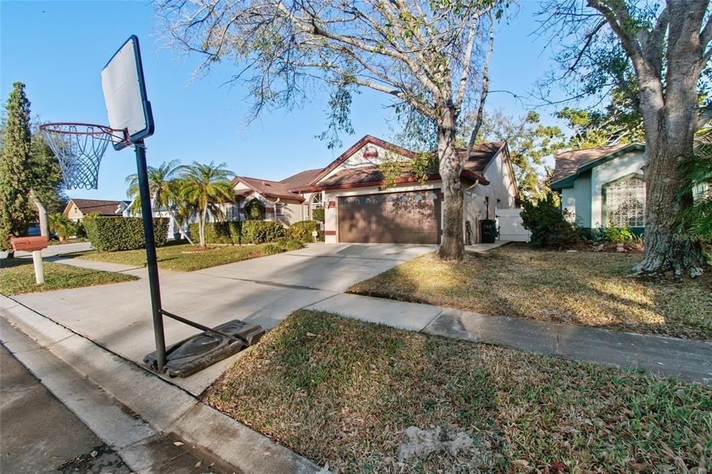 10431 36th Street N - Photo 40