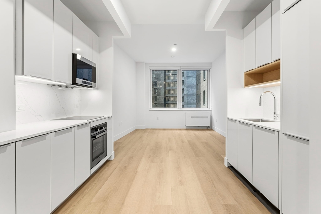 55 Broad Street - Photo 0
