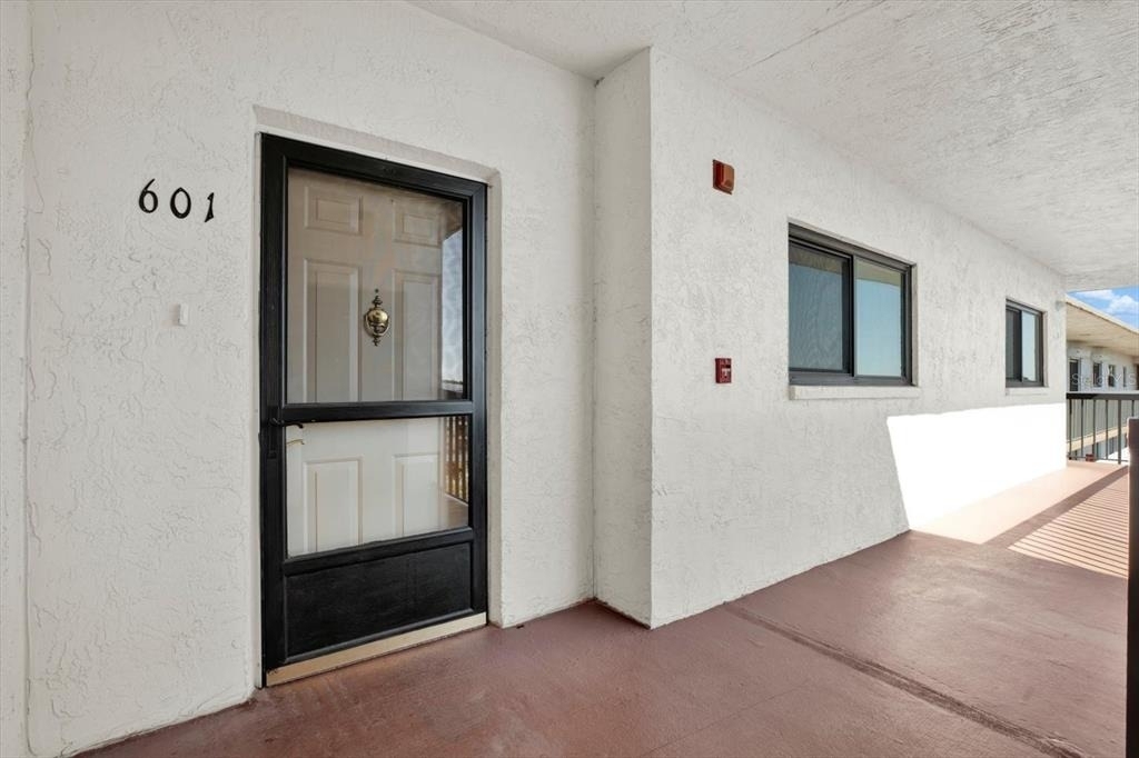 8186 Terrace Garden Drive N - Photo 9