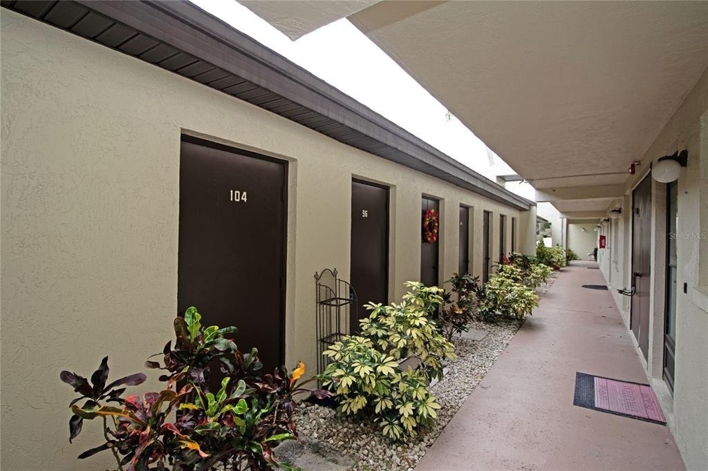 1100 E Bay Drive - Photo 22