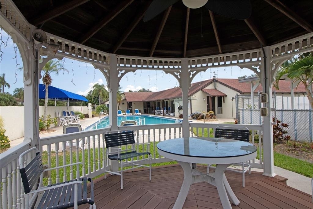 1100 E Bay Drive - Photo 32