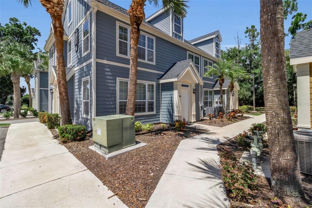 5541 Rosehill Road - Photo 4