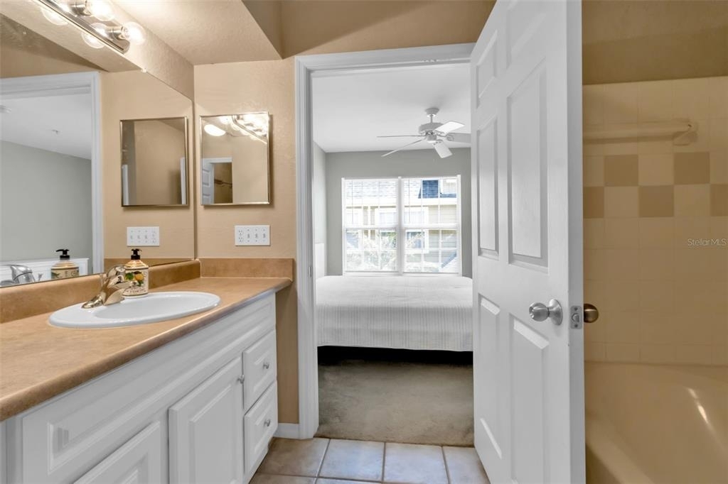 5541 Rosehill Road - Photo 29