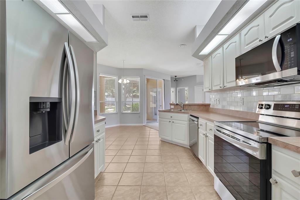 4628 Bayridge Court - Photo 8