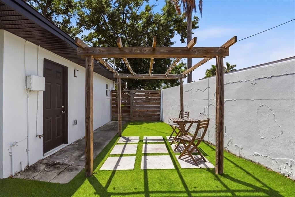 628 Ontario Avenue - Photo 44