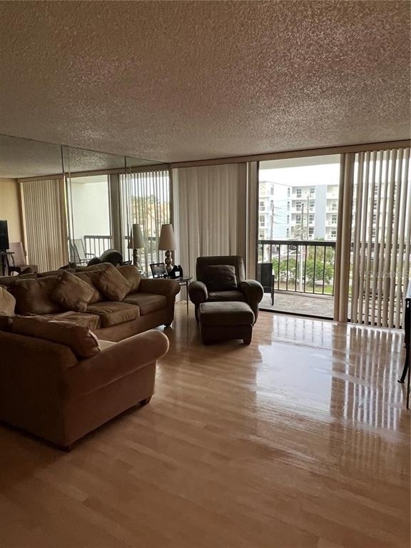 400 Island Way - Photo 5