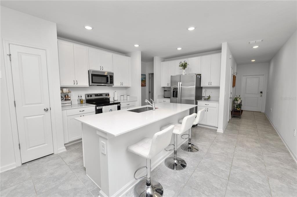 1740 White Water Court - Photo 4