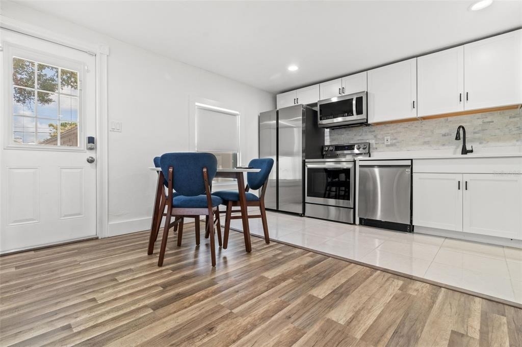 609 N Osceola Avenue - Photo 2