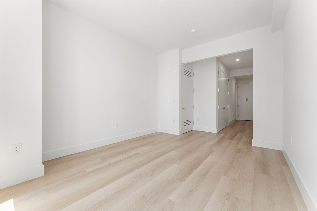 55 Broad Street - Photo 1