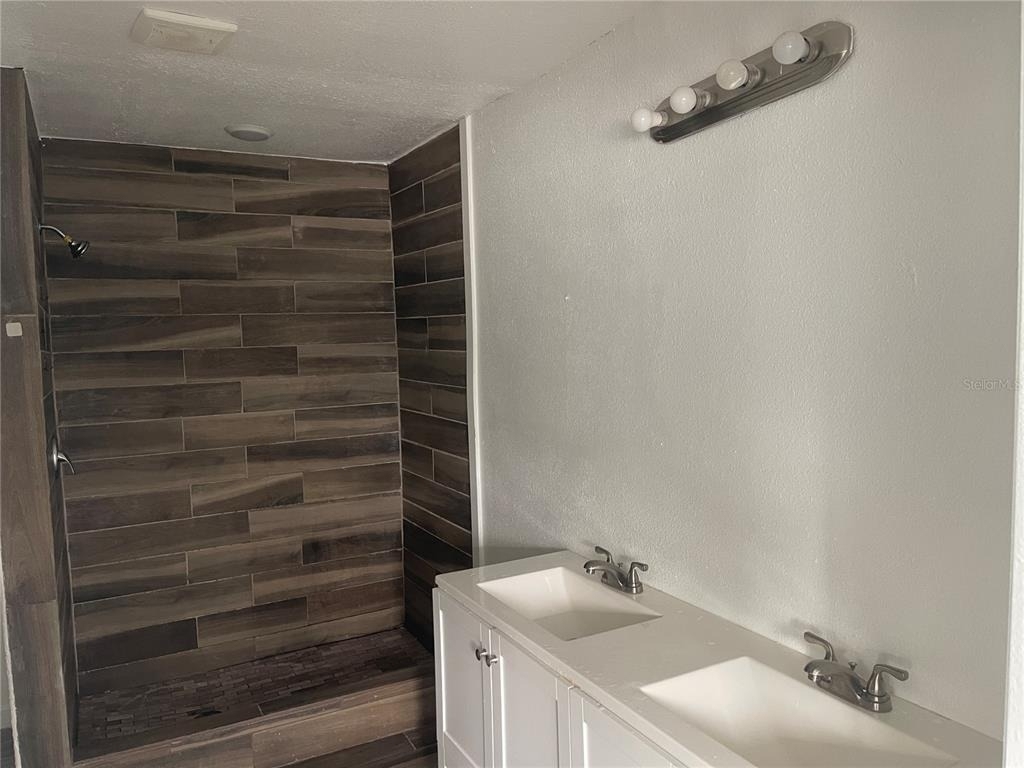1701 36th Street Nw - Photo 17