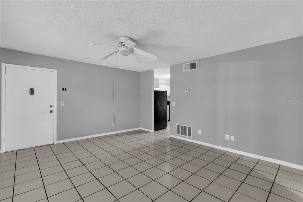 1629 W Oak Ridge Road - Photo 5