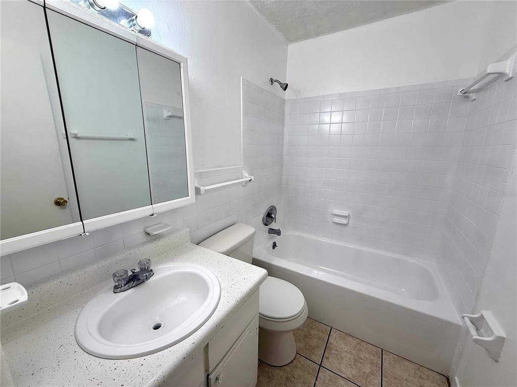 1629 W Oak Ridge Road - Photo 8