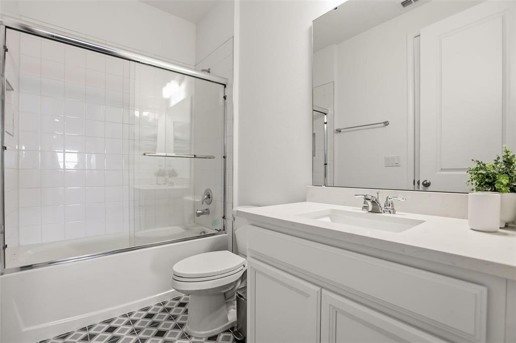 16000 Volterra Point - Photo 40