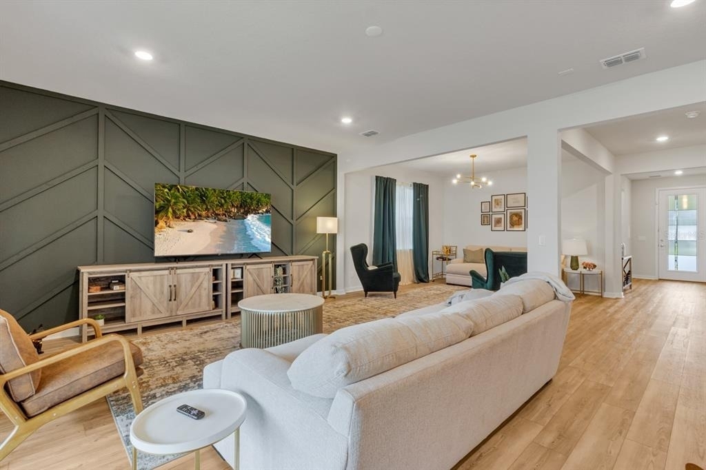 5674 Arborvista Drive - Photo 4