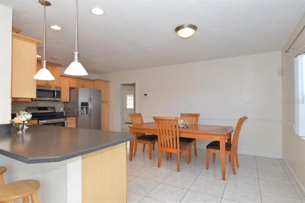 300 E Maine Avenue - Photo 16