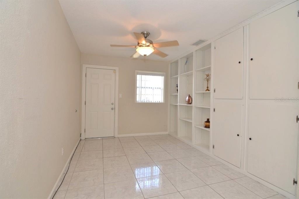 300 E Maine Avenue - Photo 29