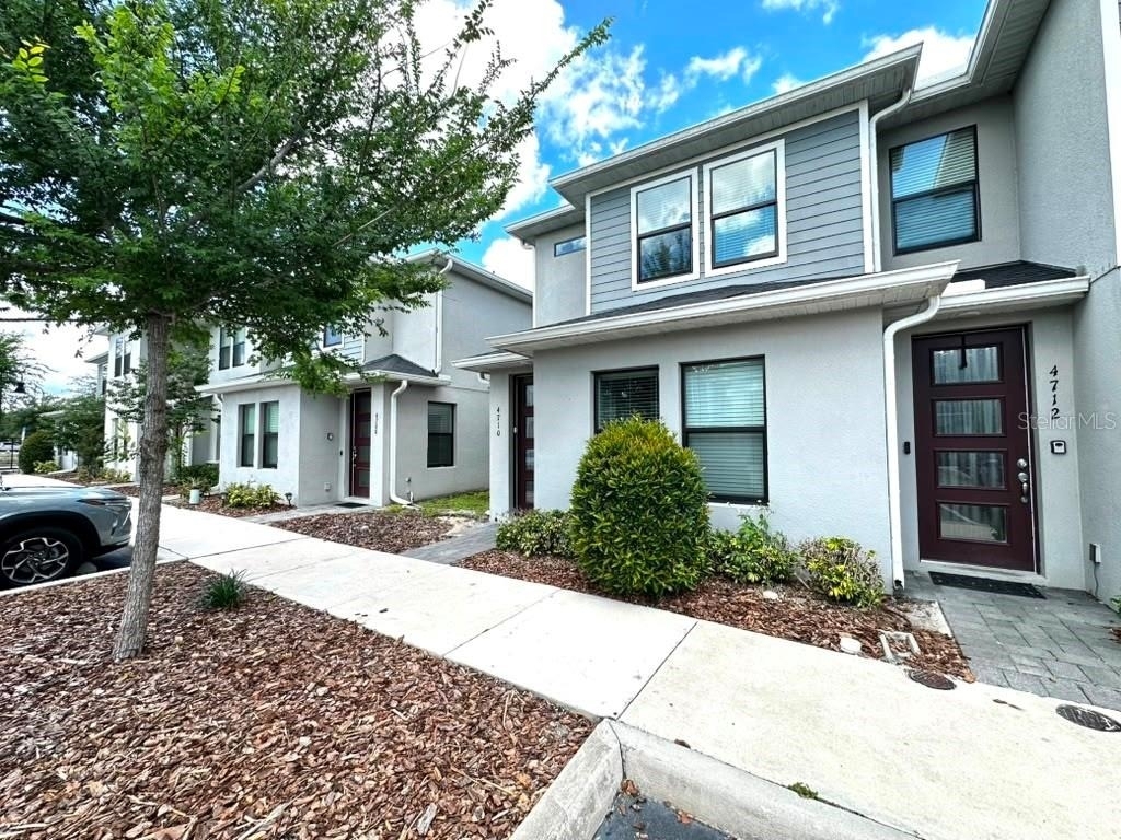 4710 Terra Esmeralda Drive - Photo 1