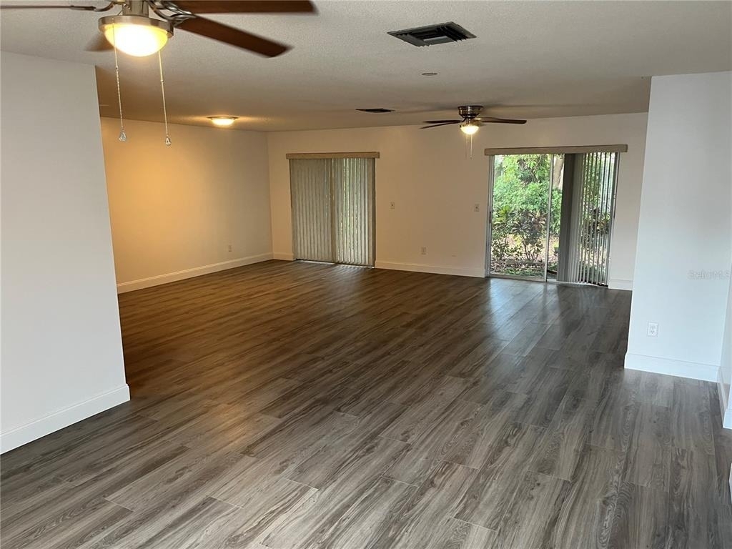 10108 Bluff Court - Photo 2