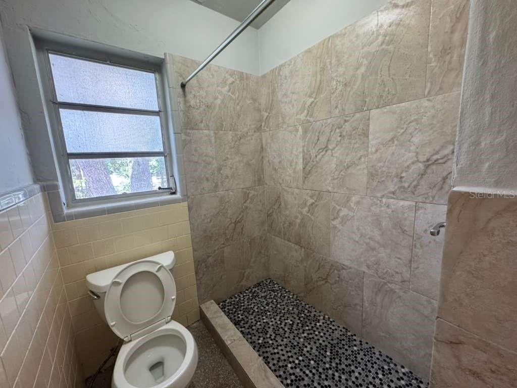 5717 Fernhill Drive - Photo 8