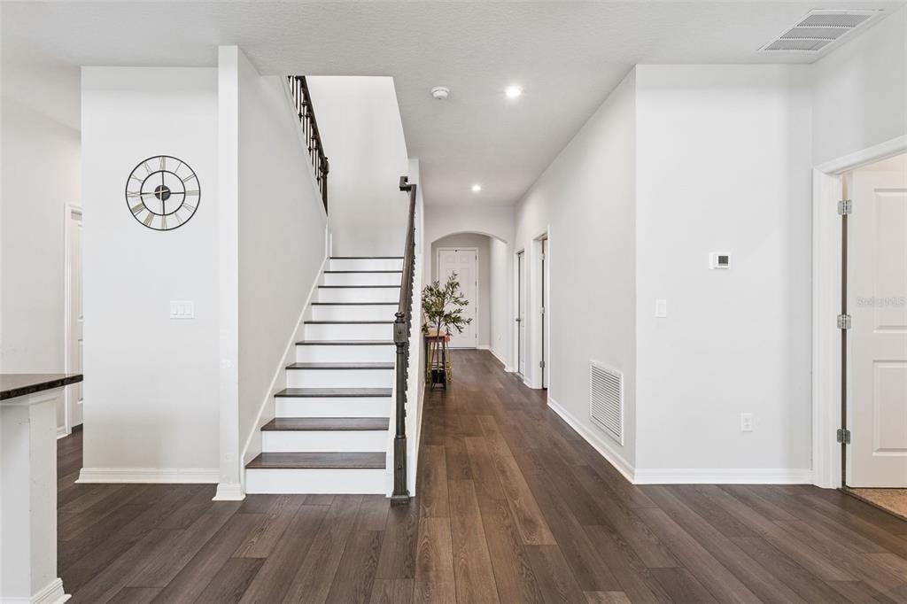 1111 Lone Palm Way - Photo 3