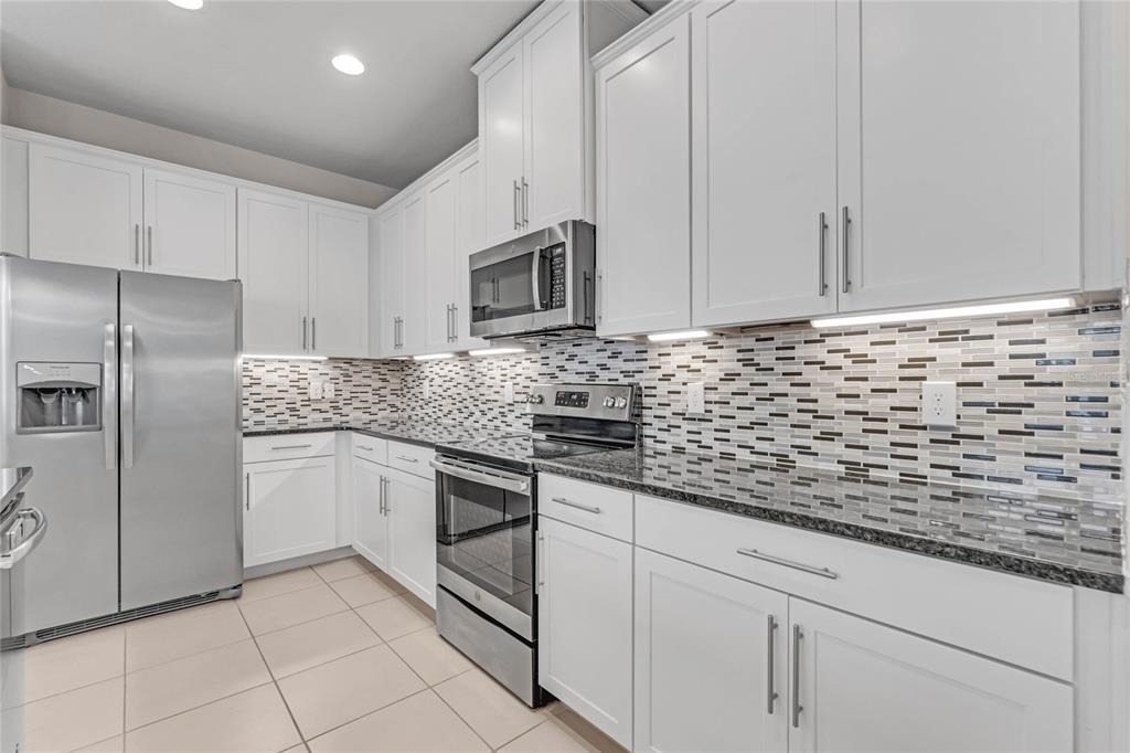 569 Bethesda Court - Photo 4