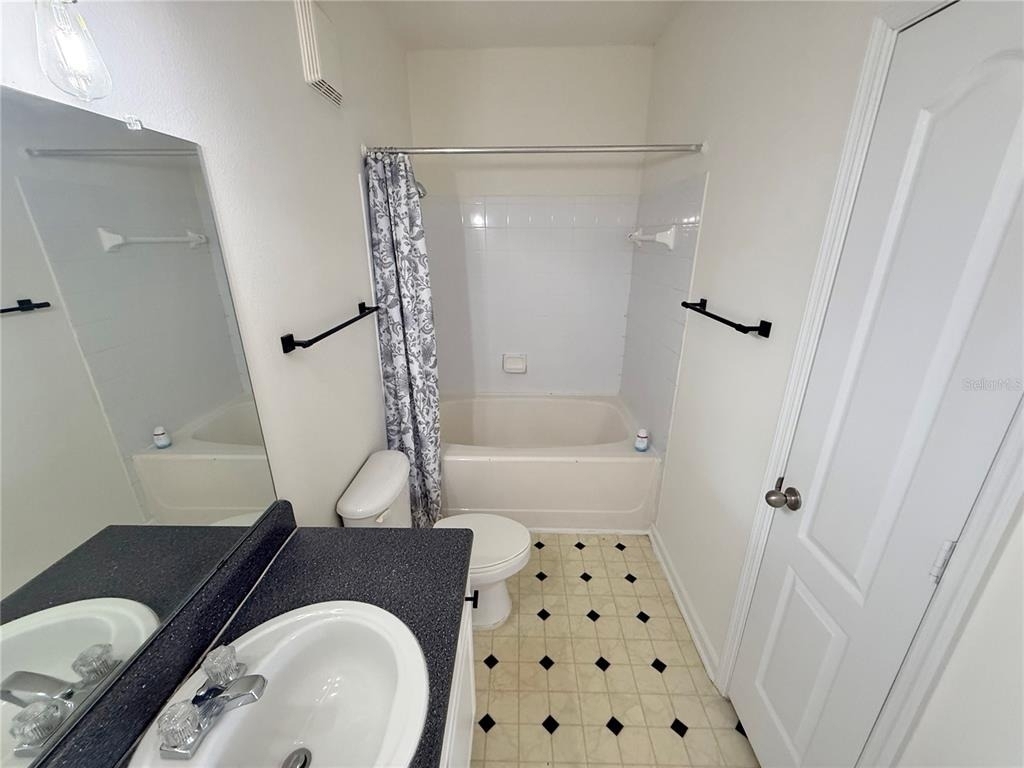 8801 Villa View Circle - Photo 25