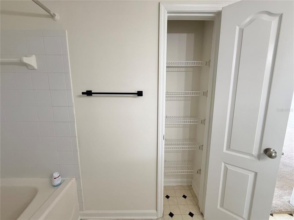 8801 Villa View Circle - Photo 26