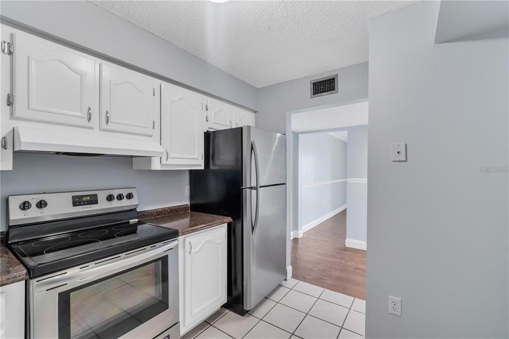 542 Orange Drive - Photo 18