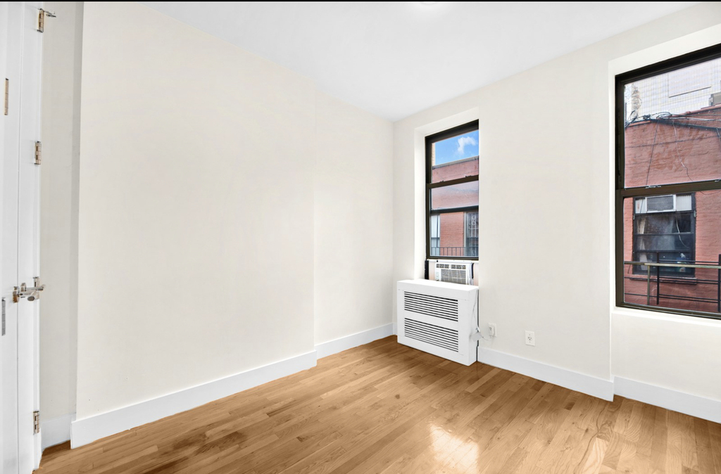 West 45th Street - Photo 4