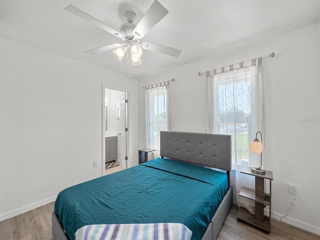 23019 Seneca Avenue - Photo 13