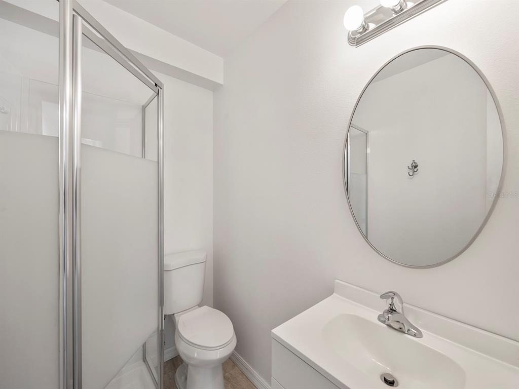 23019 Seneca Avenue - Photo 16